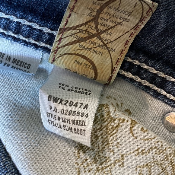 BKE Bootcut (Slim) Jeans style:Stella, Size 30x37.5 - Picture 5 of 10